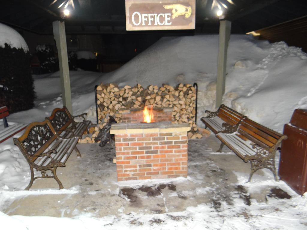Edelweiss Ski Lodge Ellicottville Esterno foto
