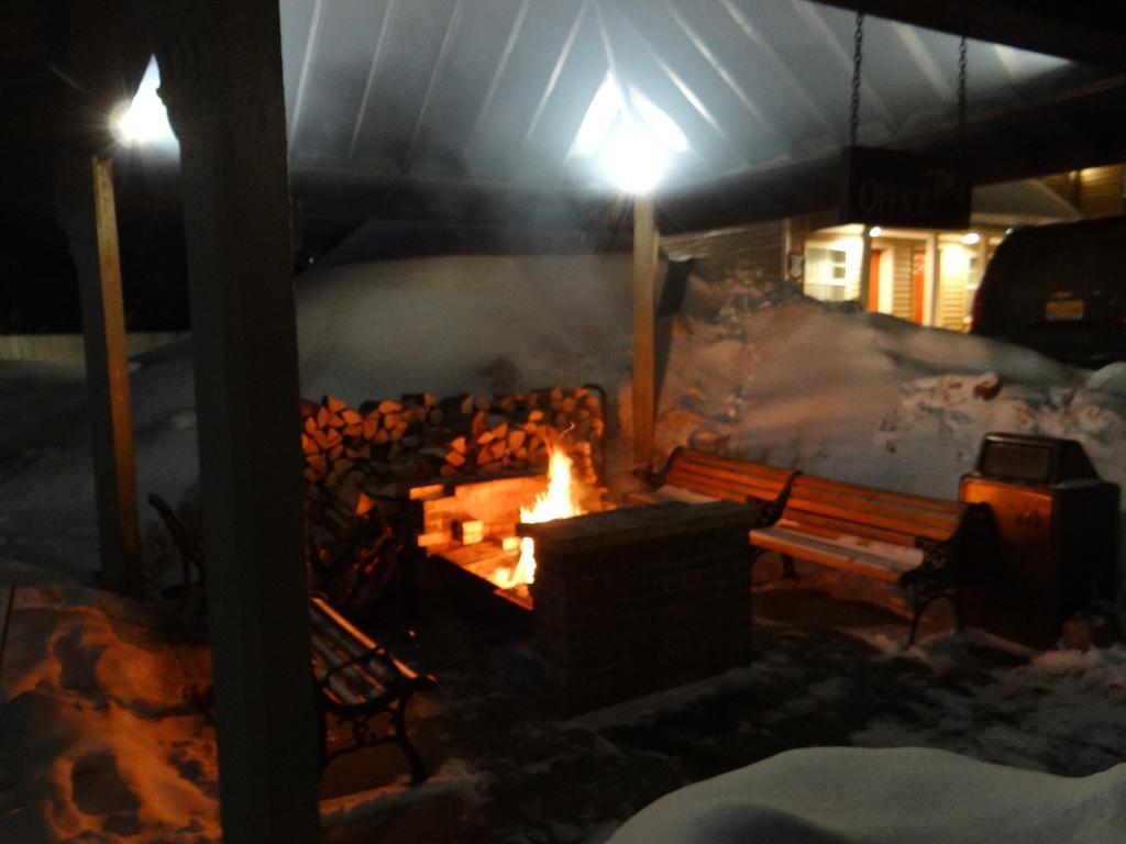 Edelweiss Ski Lodge Ellicottville Esterno foto